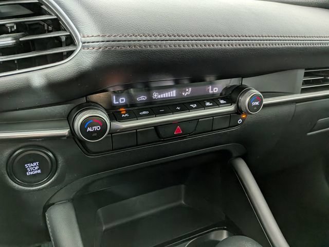 Used 2024 MAZDA MAZDA3 s FWD image 18