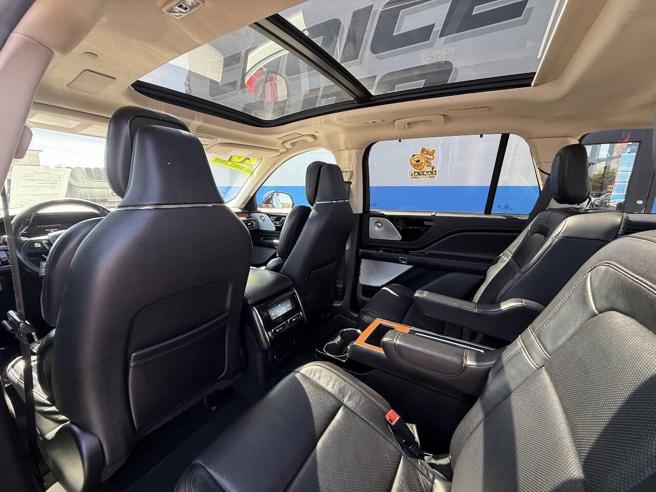 Used 2020 Lincoln Aviator Reserve w/ Equipment Group 202A AWD/4WD image 14