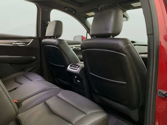 Used 2024 Cadillac XT6 Luxury AWD/4WD image 24