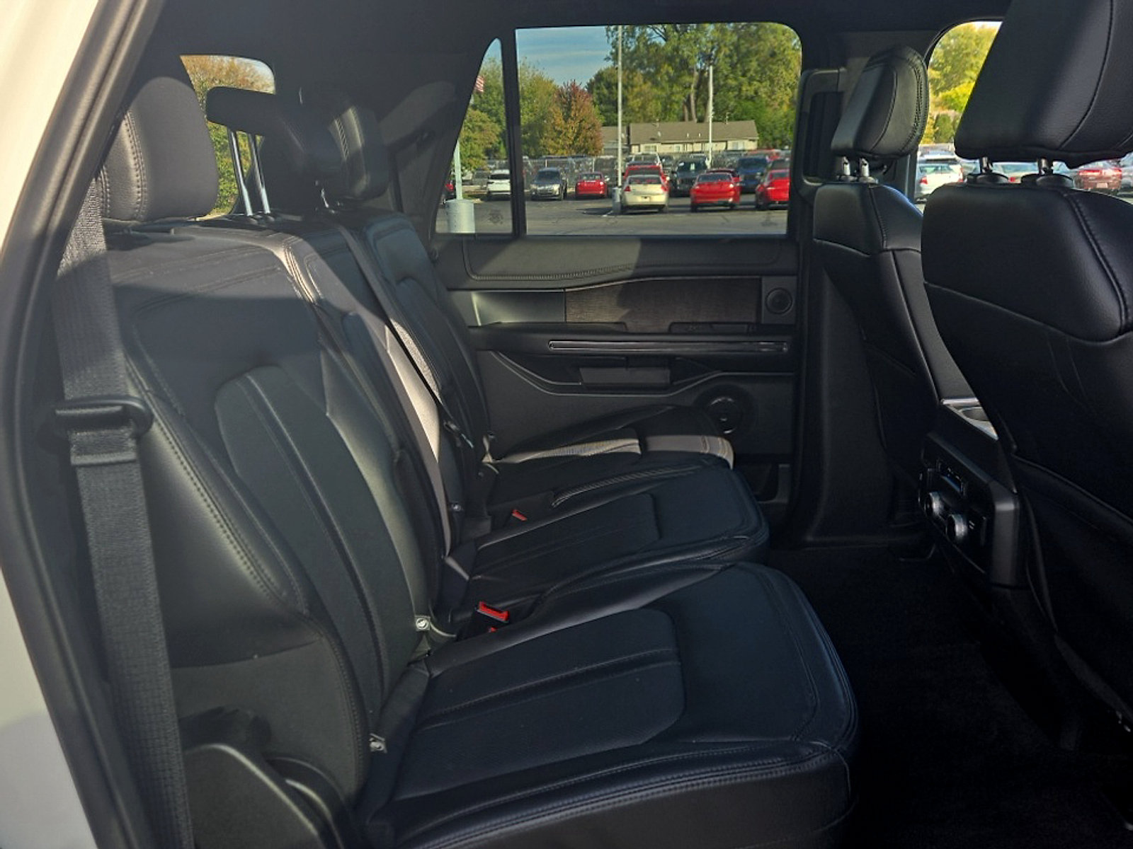 Used 2021 Ford Expedition Max Limited AWD/4WD image 22