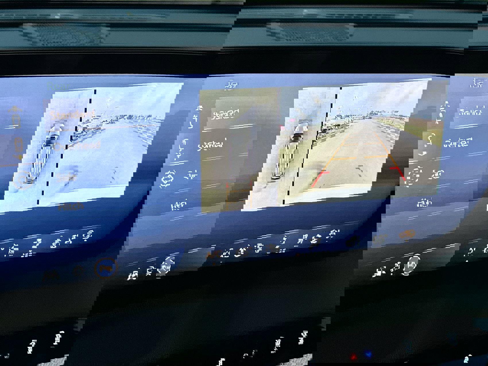 New 2026 Buick Enclave Preferred w/ Power Package image 17