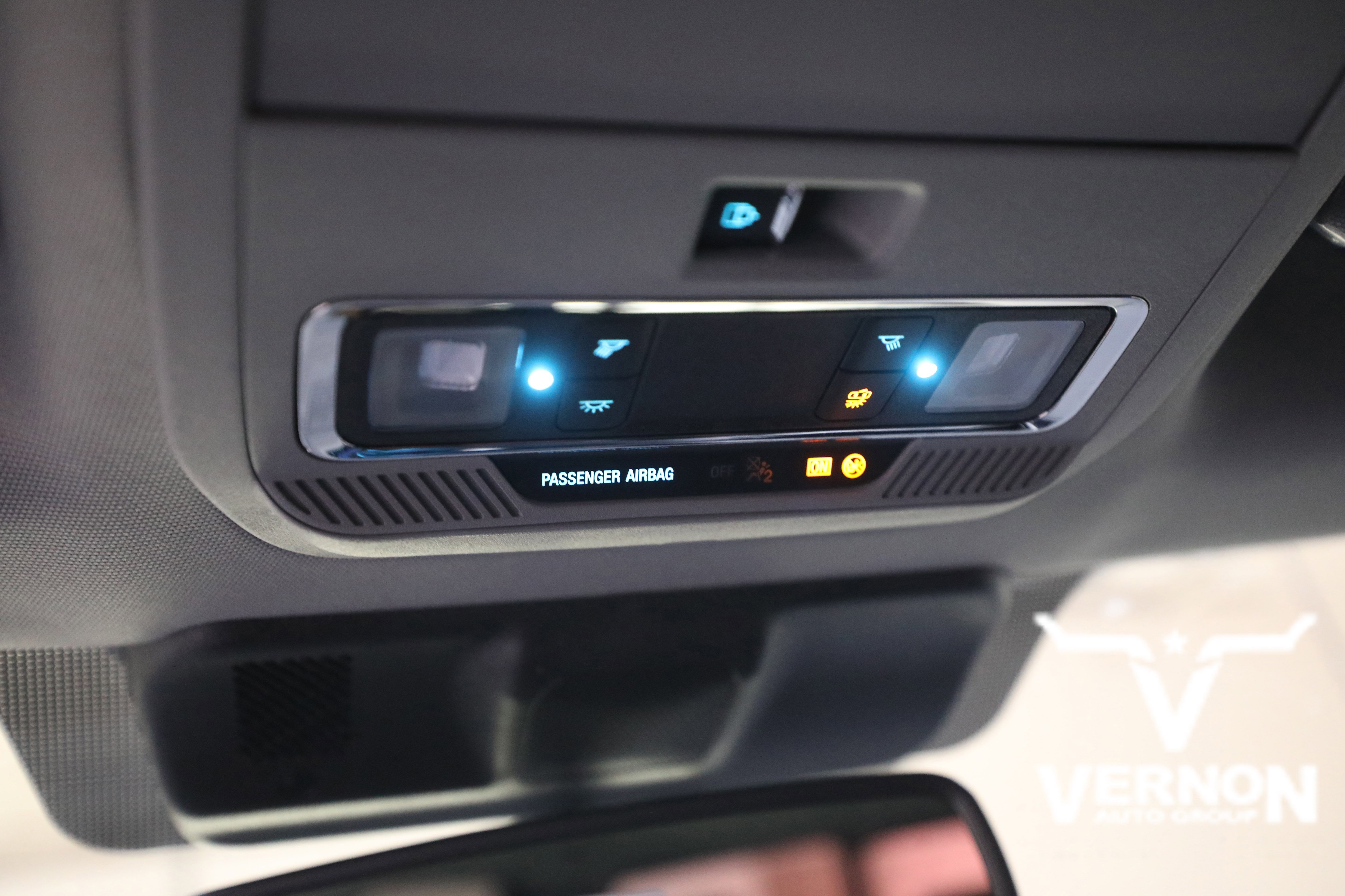 New 2026 Ford F250 Lariat w/ Chrome Package image 27