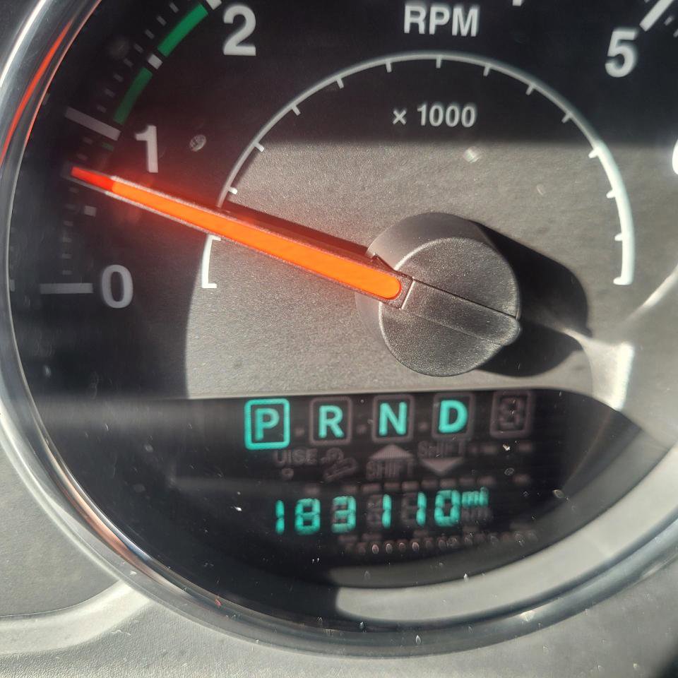 Used 2015 Jeep Wrangler Sport w/ Quick Order Package 24S AWD/4WD image 14