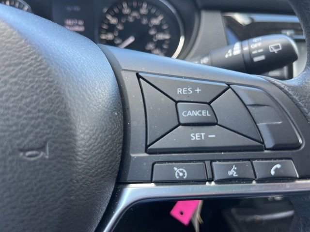 Used 2018 Nissan Rogue S image 23