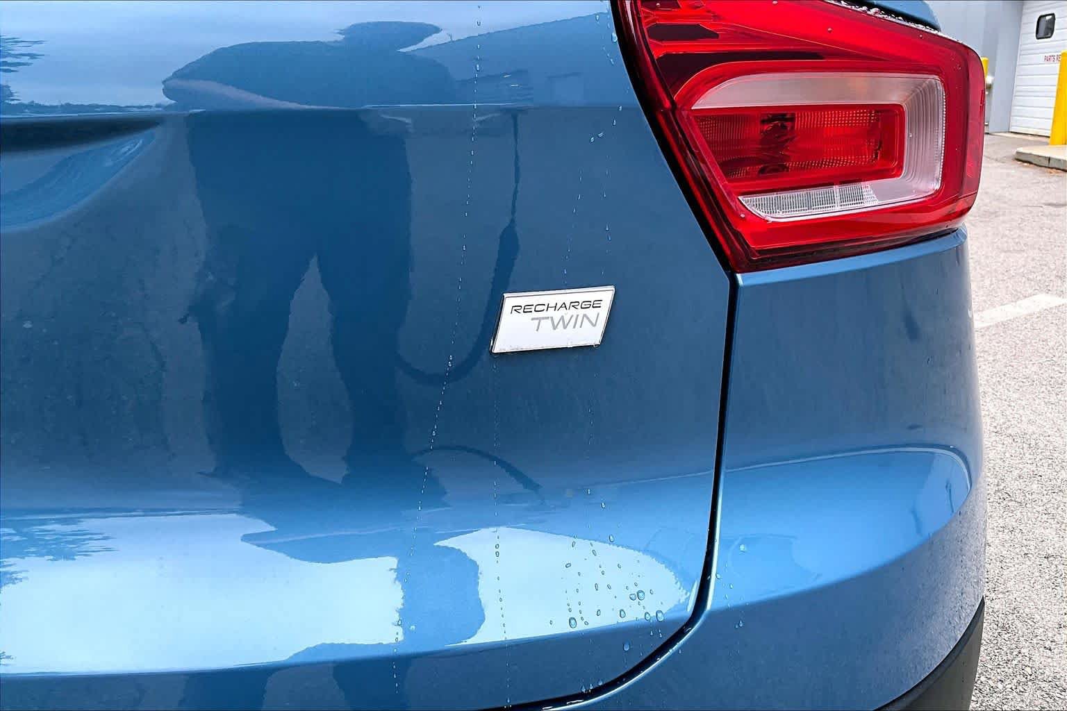 Certified 2023 Volvo XC40 Recharge Ultimate w/ Protection Package Premier AWD/4WD image 9