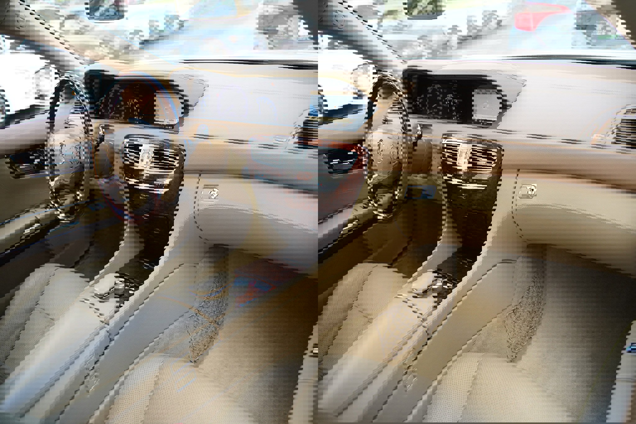 Used 2013 Mercedes-Benz CL 550 4MATIC image 19