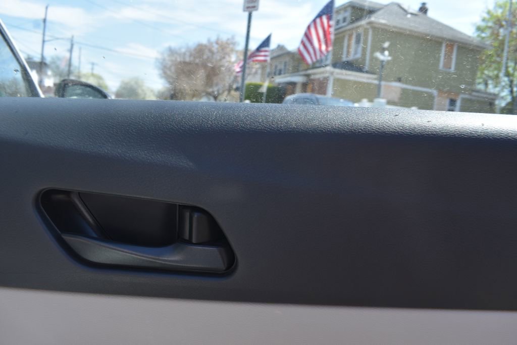 Used 2025 Nissan Altima 2.5 SV image 26