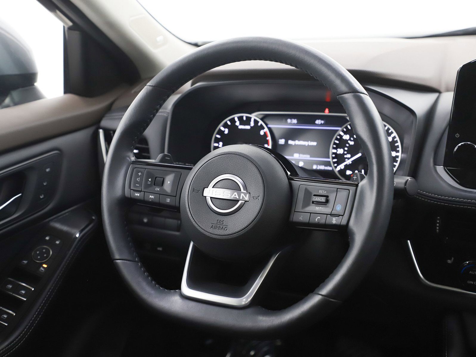 Used 2023 Nissan Rogue SL w/ SL Premium Package AWD/4WD image 15