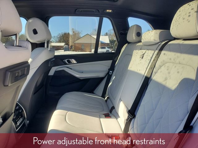 Used 2023 BMW X5 sDrive40i w/ Parking Assistance Package image 40