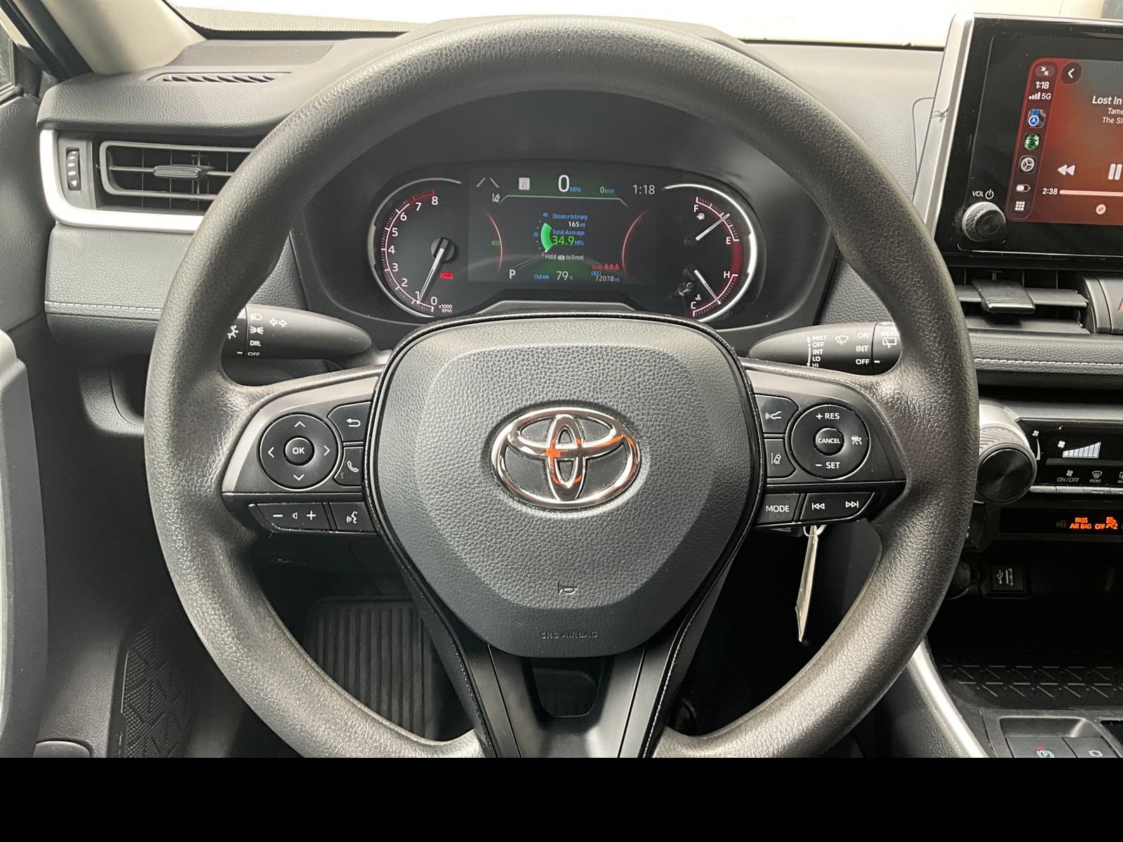 Used 2024 Toyota RAV4 LE AWD/4WD image 3
