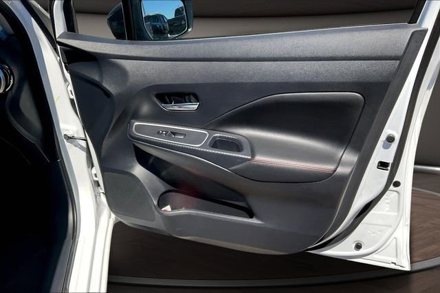 Certified 2025 Nissan Versa SR w/ Trunk Package image 22