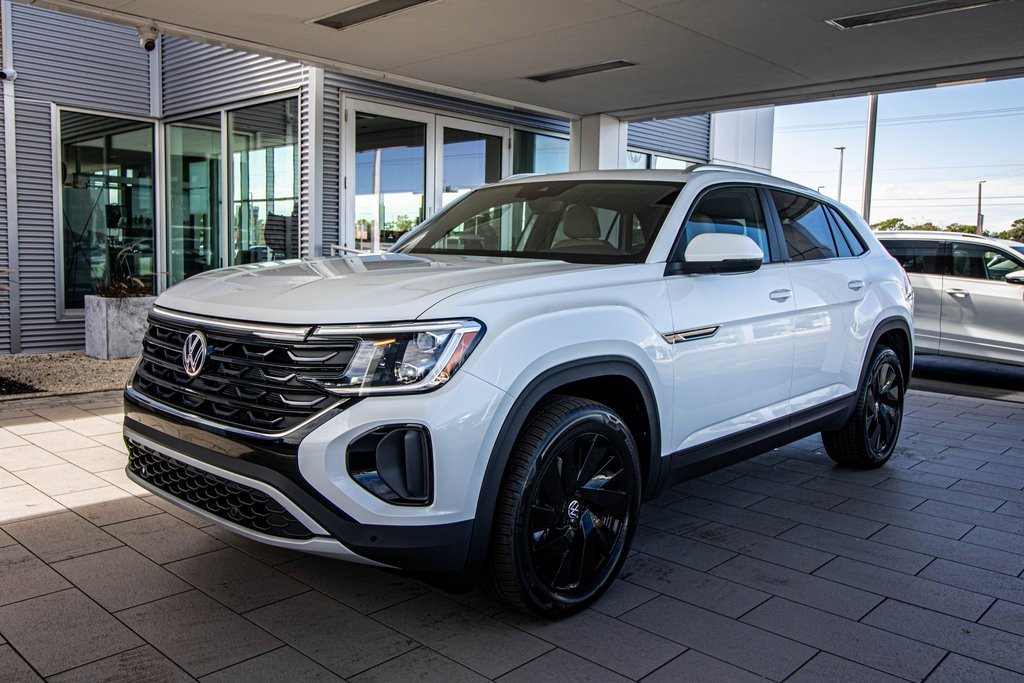 New 2026 Volkswagen Atlas Cross Sport SE image 10