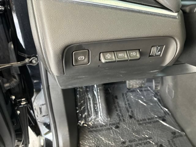Used 2024 Buick Enclave Avenir w/ Avenir Technology Package FWD image 55