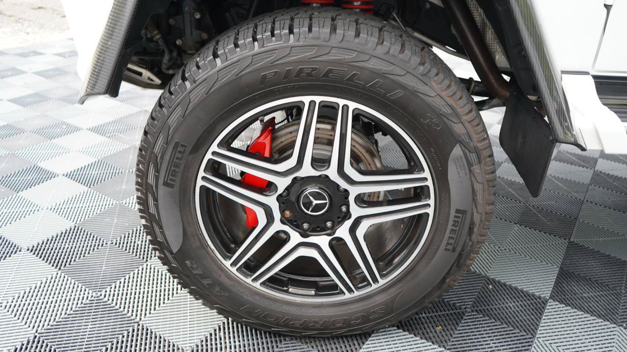 Used 2018 Mercedes-Benz G 550 Squared image 29