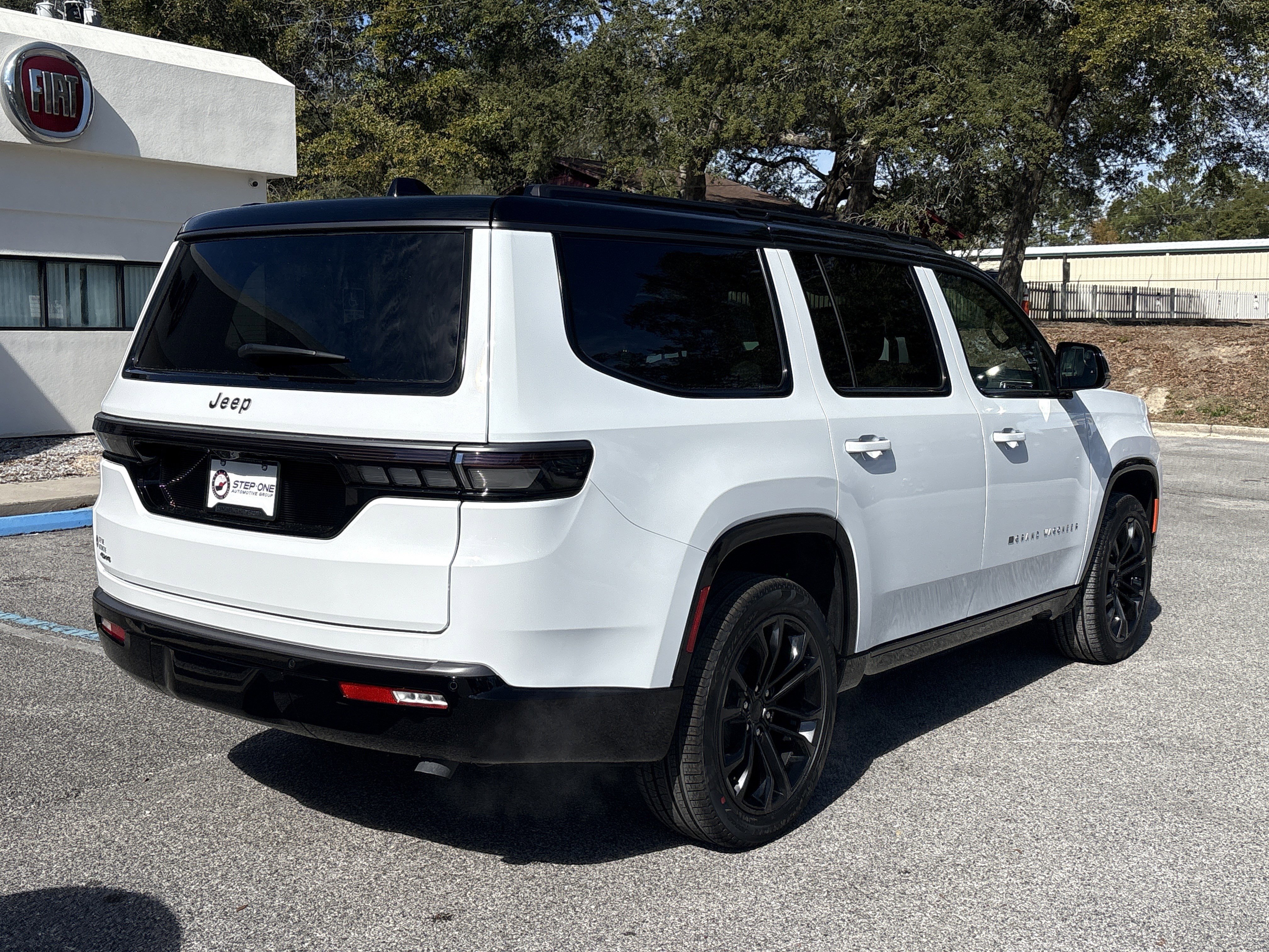 New 2026 Jeep Grand Wagoneer Summit image 5