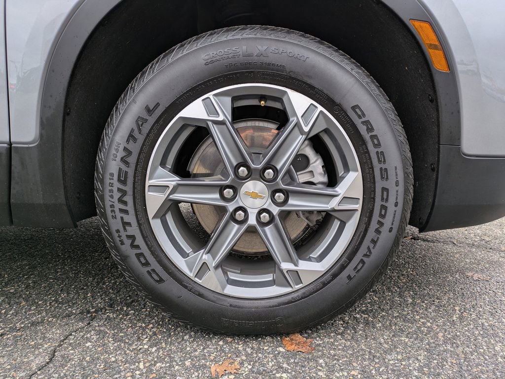 Used 2025 Chevrolet Blazer LT image 12