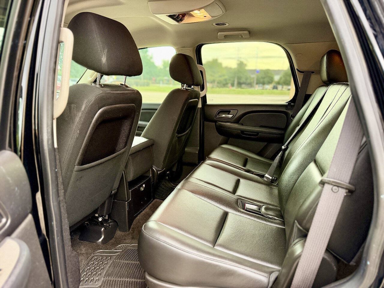 Used 2013 Chevrolet Tahoe 4WD image 15