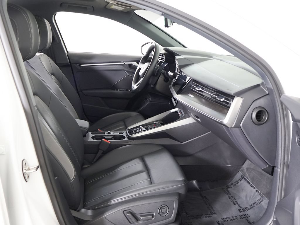 Used 2024 Audi A3 2.0T Premium Plus w/ Premium Plus Package AWD/4WD image 32