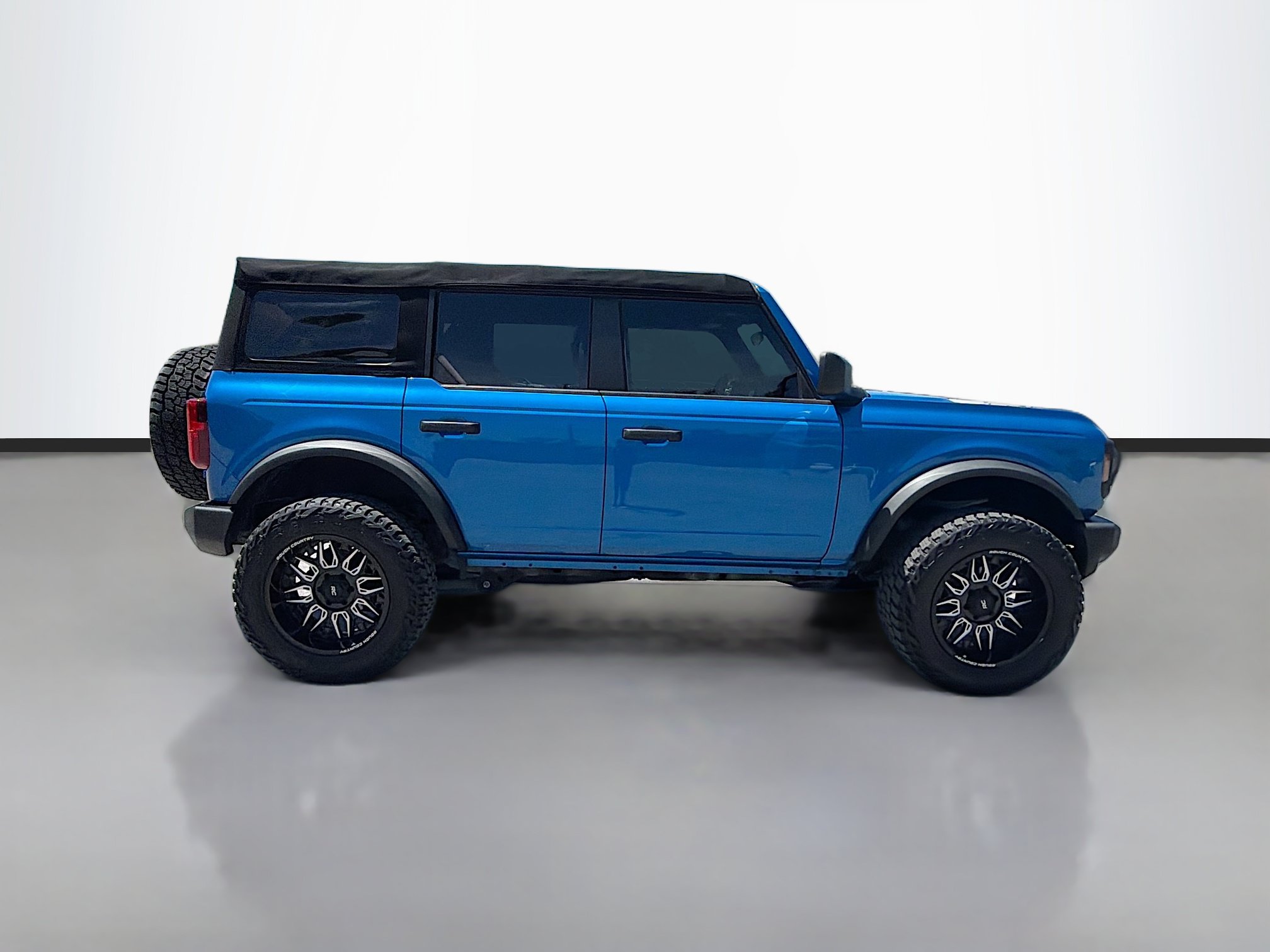 Used 2022 Ford Bronco 4-Door AWD/4WD image 6