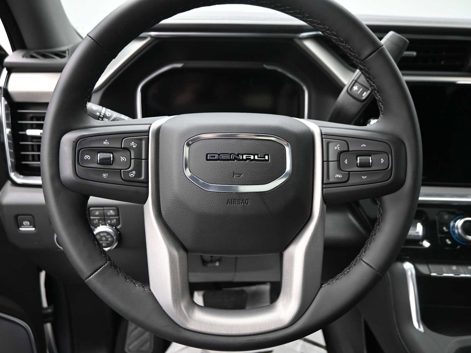 New 2026 GMC Sierra 2500 Denali w/ Denali Reserve Package image 11