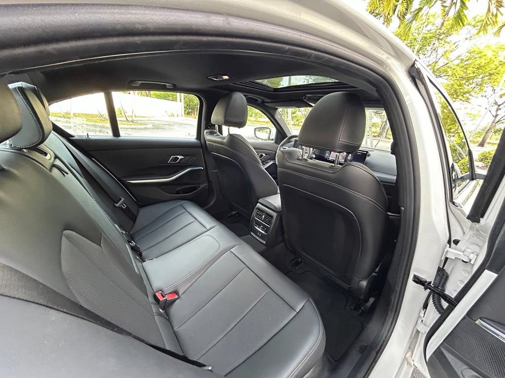 Used 2025 BMW 330i Sedan RWD image 33