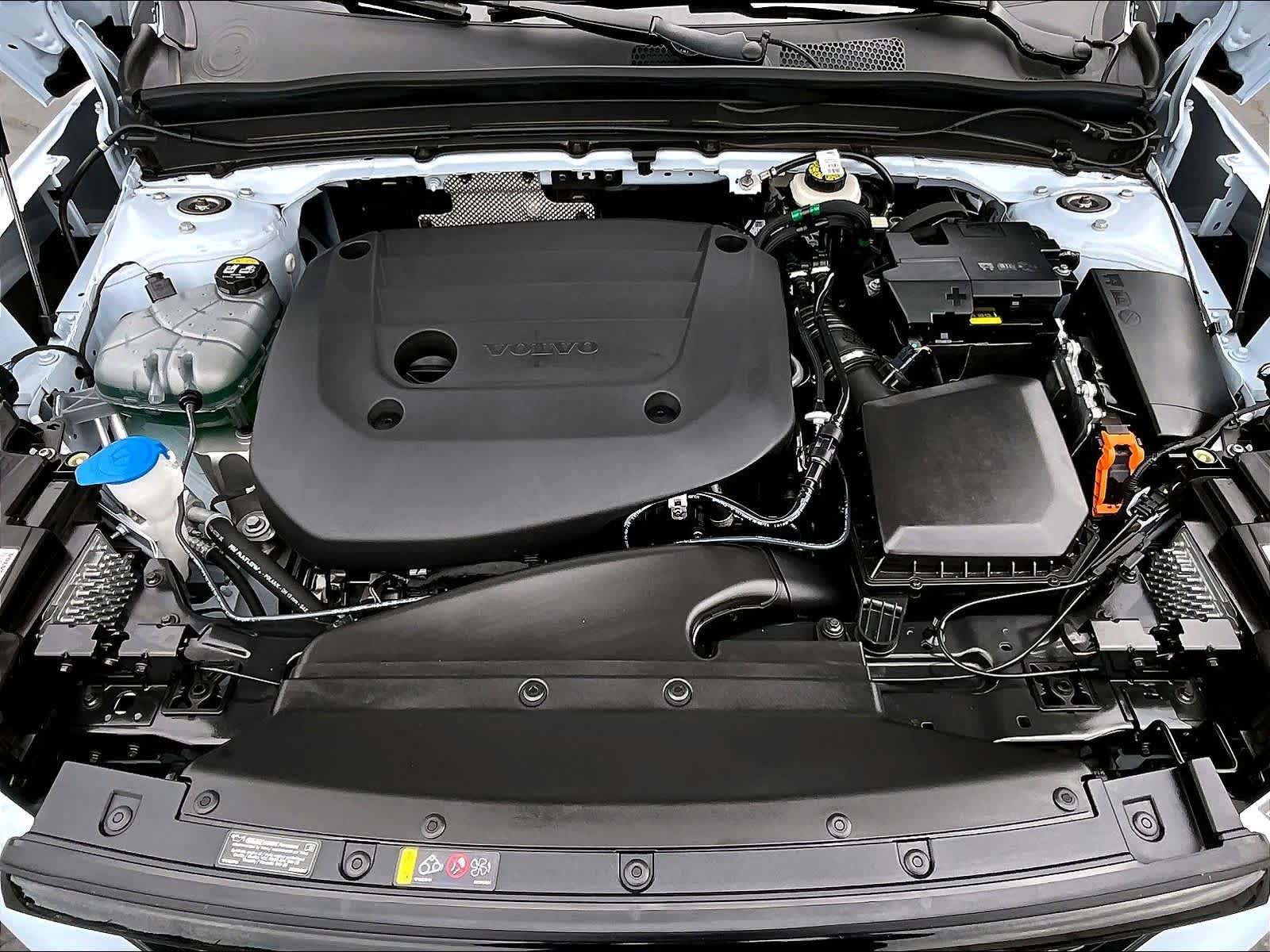 Used 2026 Volvo XC40 B5 Plus w/ Protection Package Premier image 12