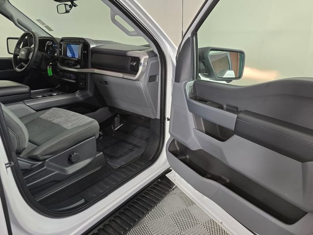 Certified 2023 Ford F150 XLT w/ Trailer Tow Package AWD/4WD image 12