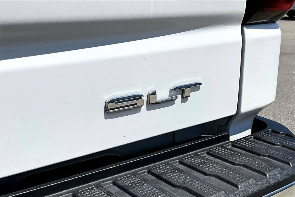 Used 2025 GMC Sierra 1500 SLT AWD/4WD image 27