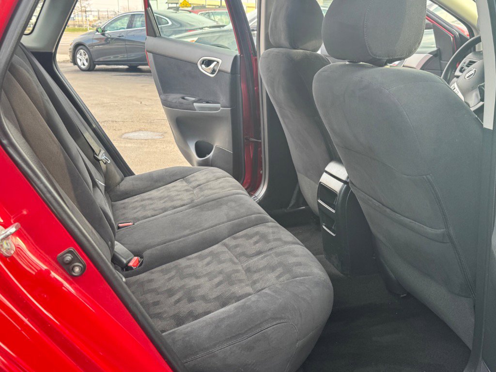 Used 2013 Nissan Sentra SV image 17