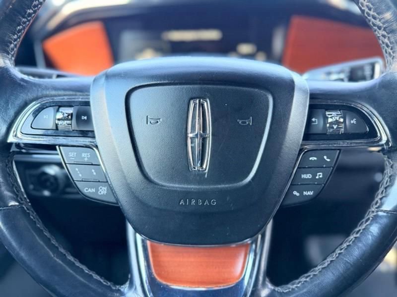 Used 2018 Lincoln Navigator Reserve w/ Technology Package image 13