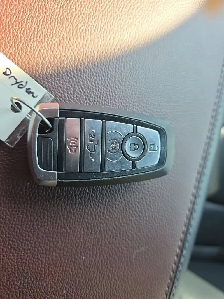 Used 2022 Ford F150 Lariat w/ Equipment Group 502A High AWD/4WD image 39