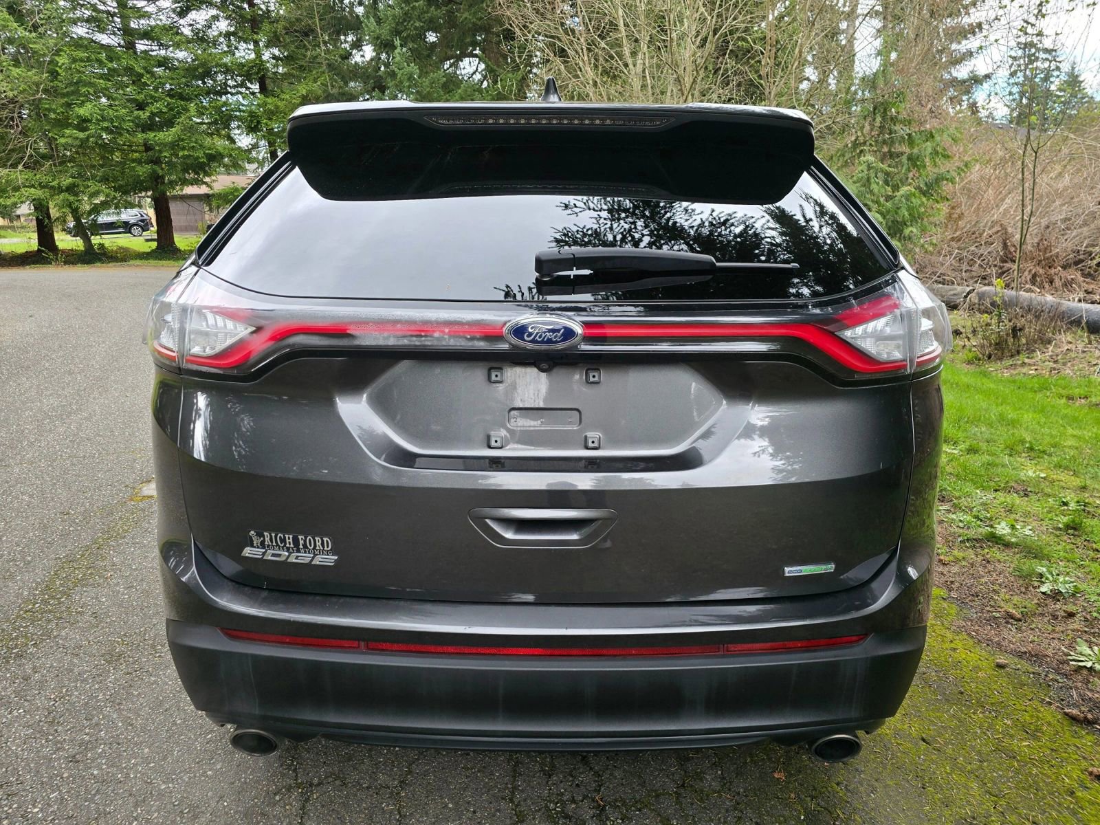 Used 2018 Ford Edge SE image 4