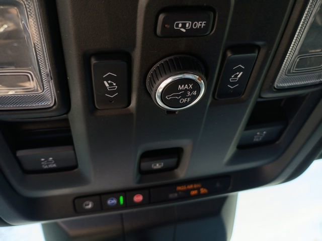 Used 2024 Cadillac Escalade Premium Luxury image 6