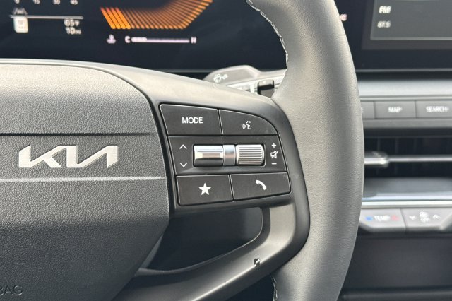 New 2027 Kia K4 EX FWD image 28