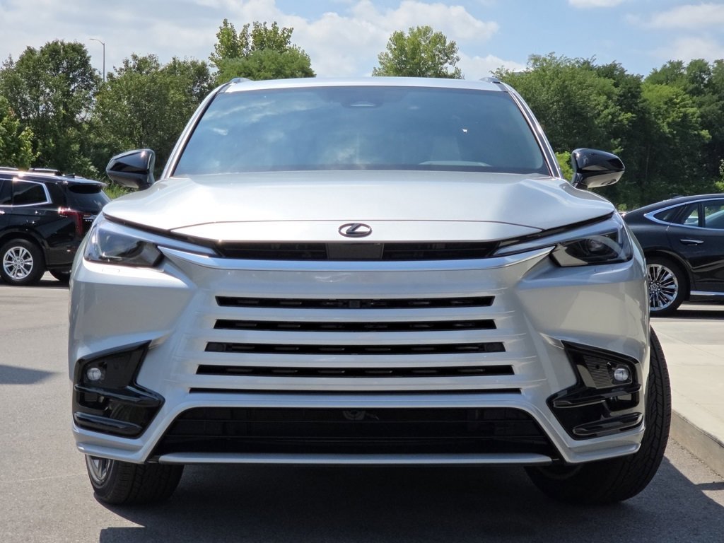 New 2025 Lexus TX 500h AWD image 3