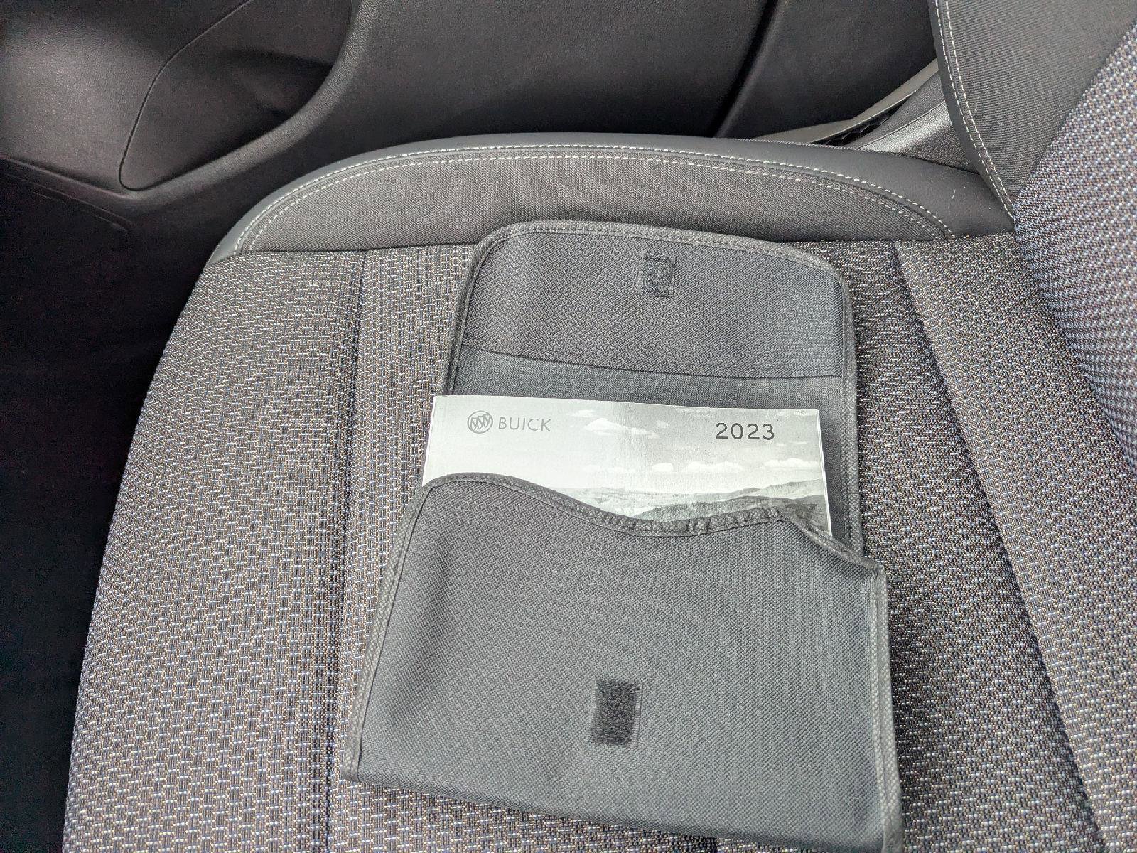 Used 2023 Buick Envision Preferred image 31