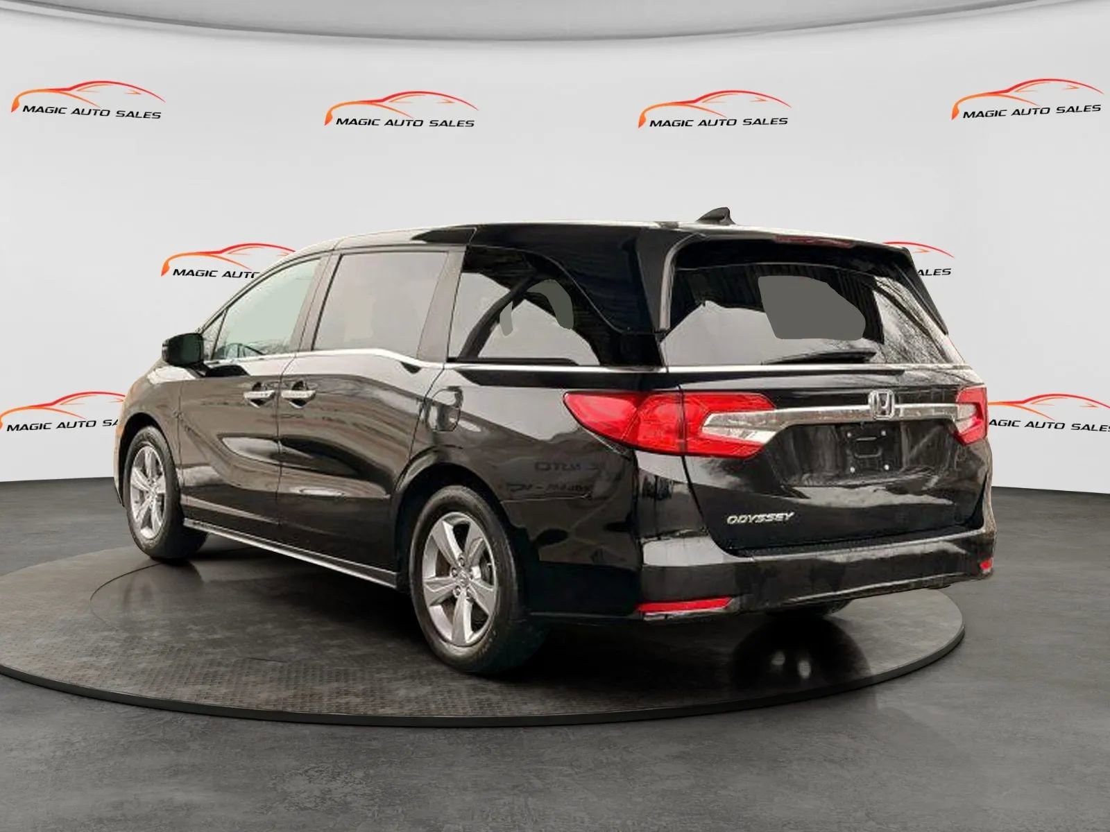 Used 2018 Honda Odyssey EX-L image 7