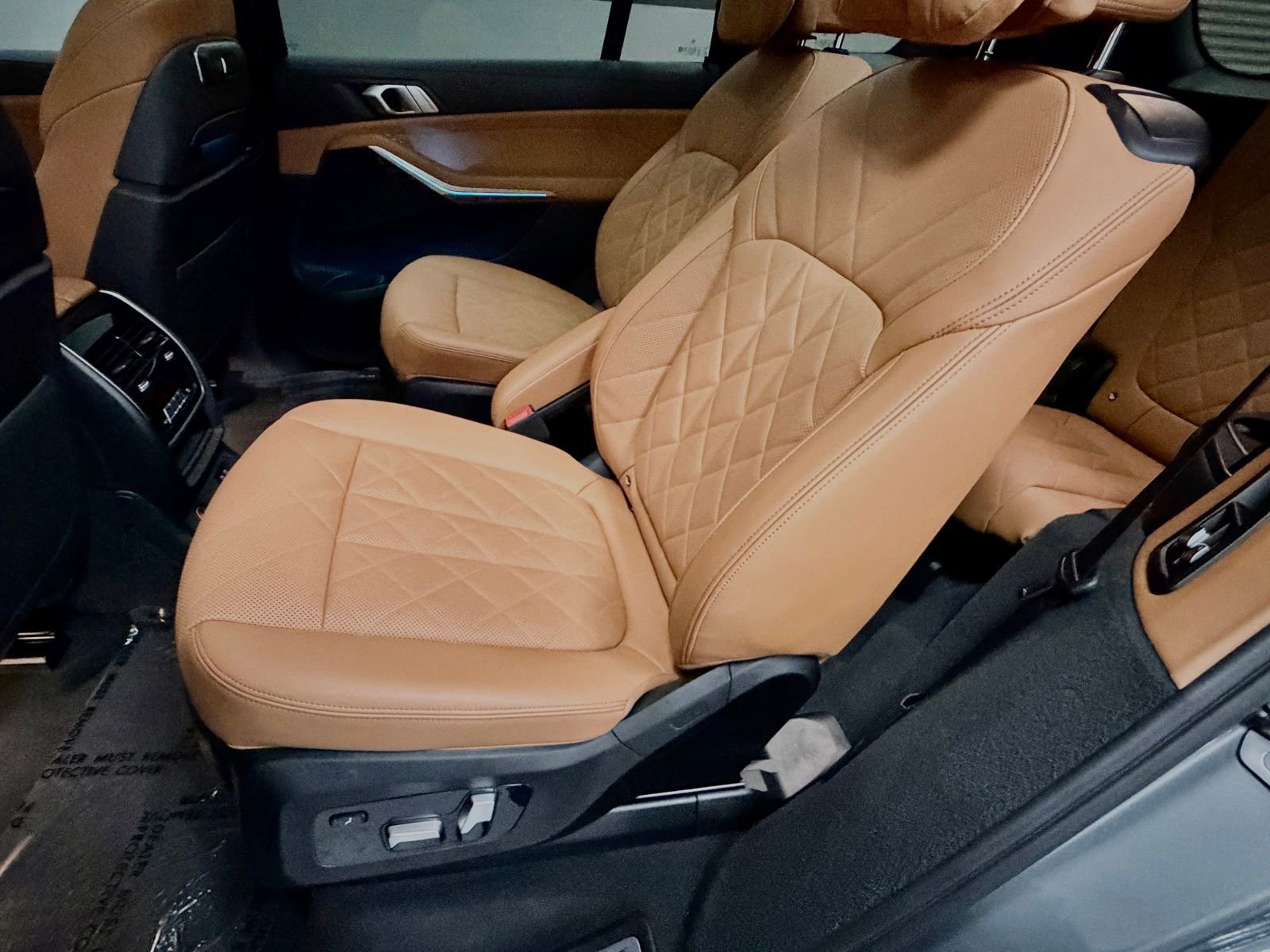 Used 2023 BMW X7 xDrive40i w/ M Sport Package image 36