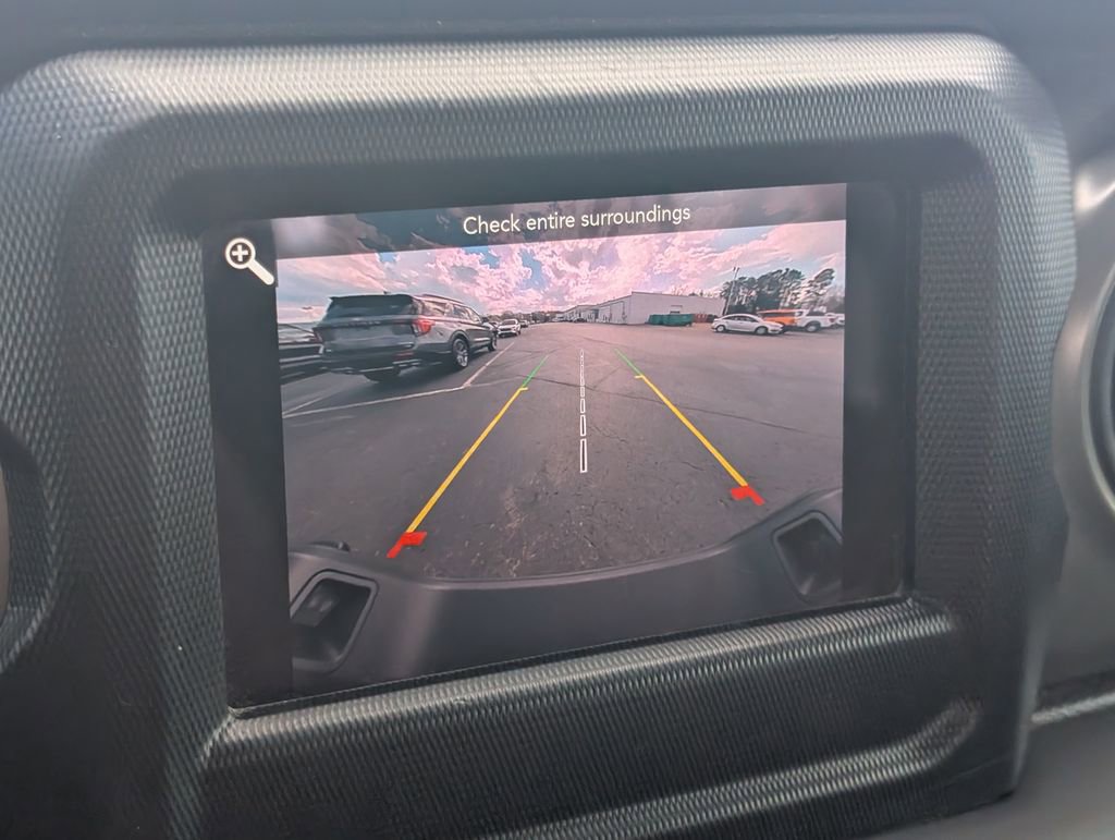 Used 2022 Jeep Gladiator Willys image 19