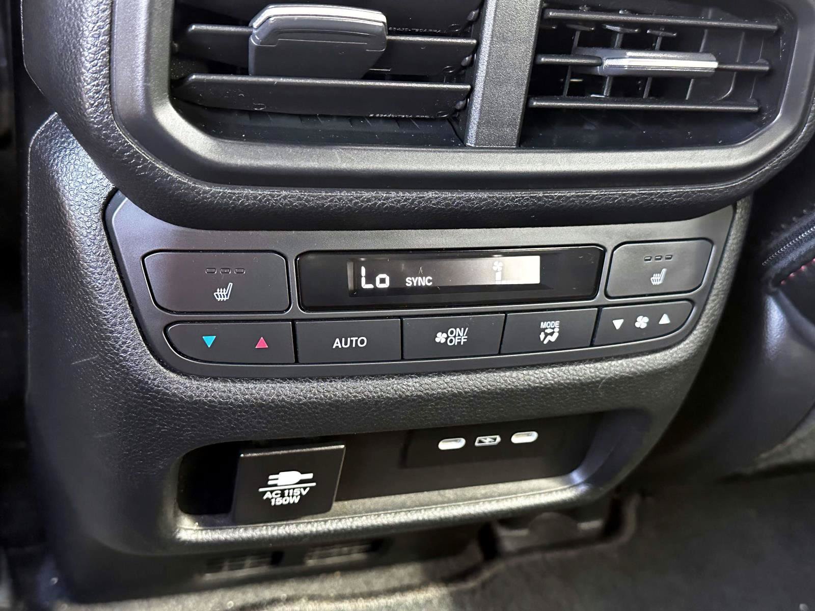 Used 2024 Honda Passport Black Edition image 19