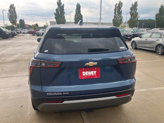 Used 2025 Chevrolet Equinox LT AWD/4WD image 7