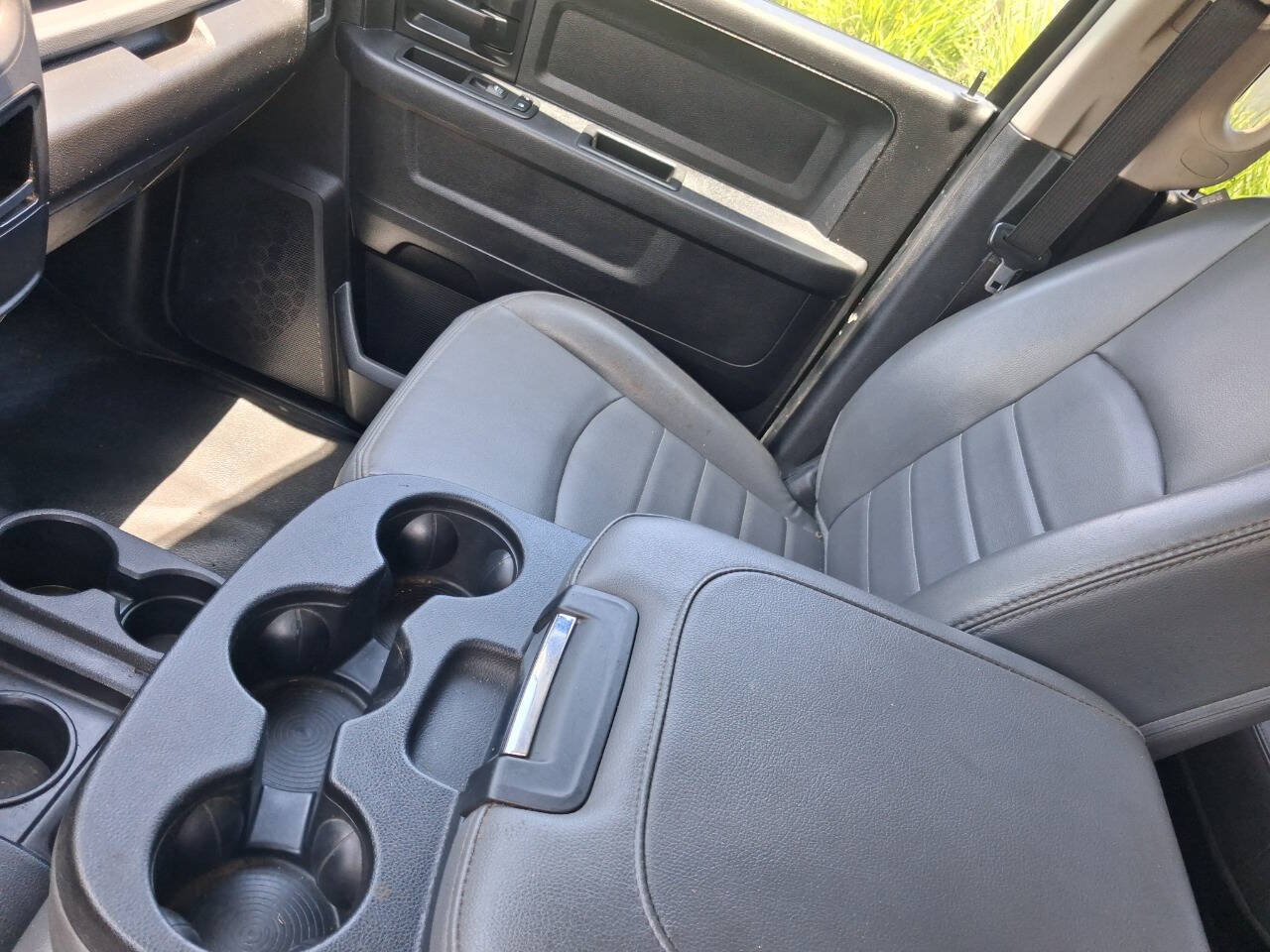Used 2017 RAM 2500 Tradesman w/ Chrome Appearance Group AWD/4WD image 16