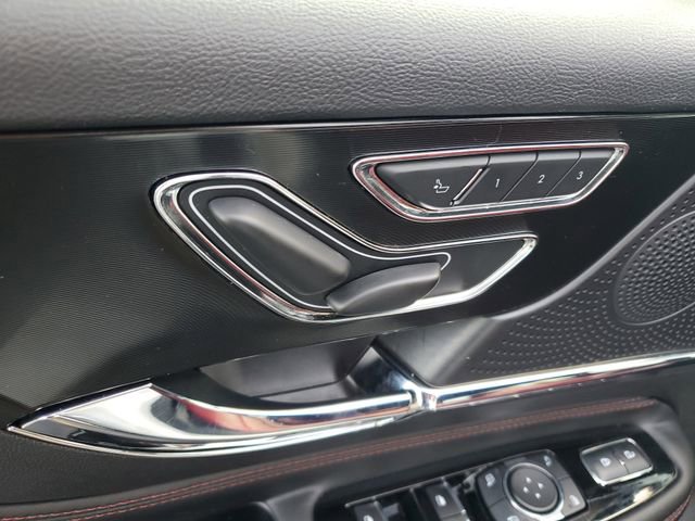 Used 2024 Lincoln Corsair Reserve w/ Rear Removable Package Tray image 20