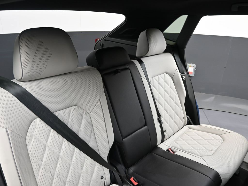 Certified 2025 Volkswagen Atlas Cross Sport SEL Premium R-Line image 16