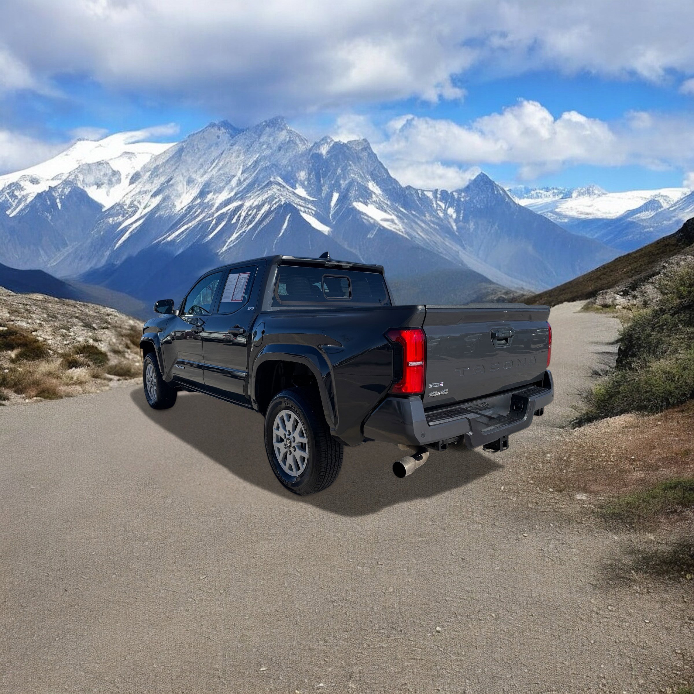 Certified 2025 Toyota Tacoma SR5 image 3