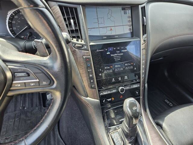 Used 2018 INFINITI Q50 Red Sport 400 w/ Sensory Package (Sport) image 9