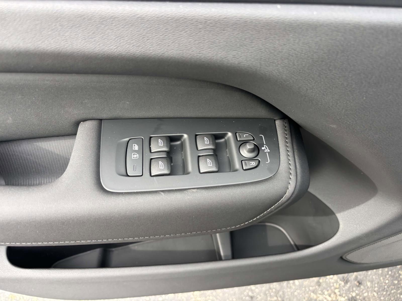 New 2026 Volvo XC60 T8 Plus w/ Protection Package Premier image 13