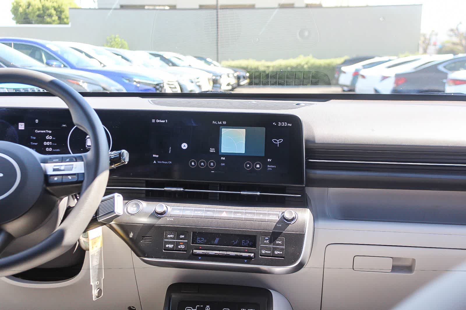 Certified 2024 Hyundai Kona SE FWD image 17
