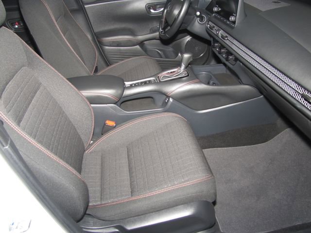 Certified 2025 Honda HR-V Sport image 18