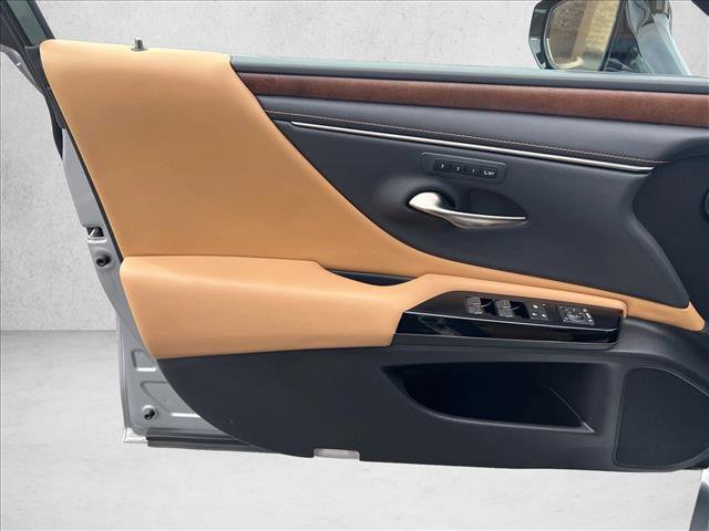 Used 2022 Lexus ES 350 w/ Premium Package image 11